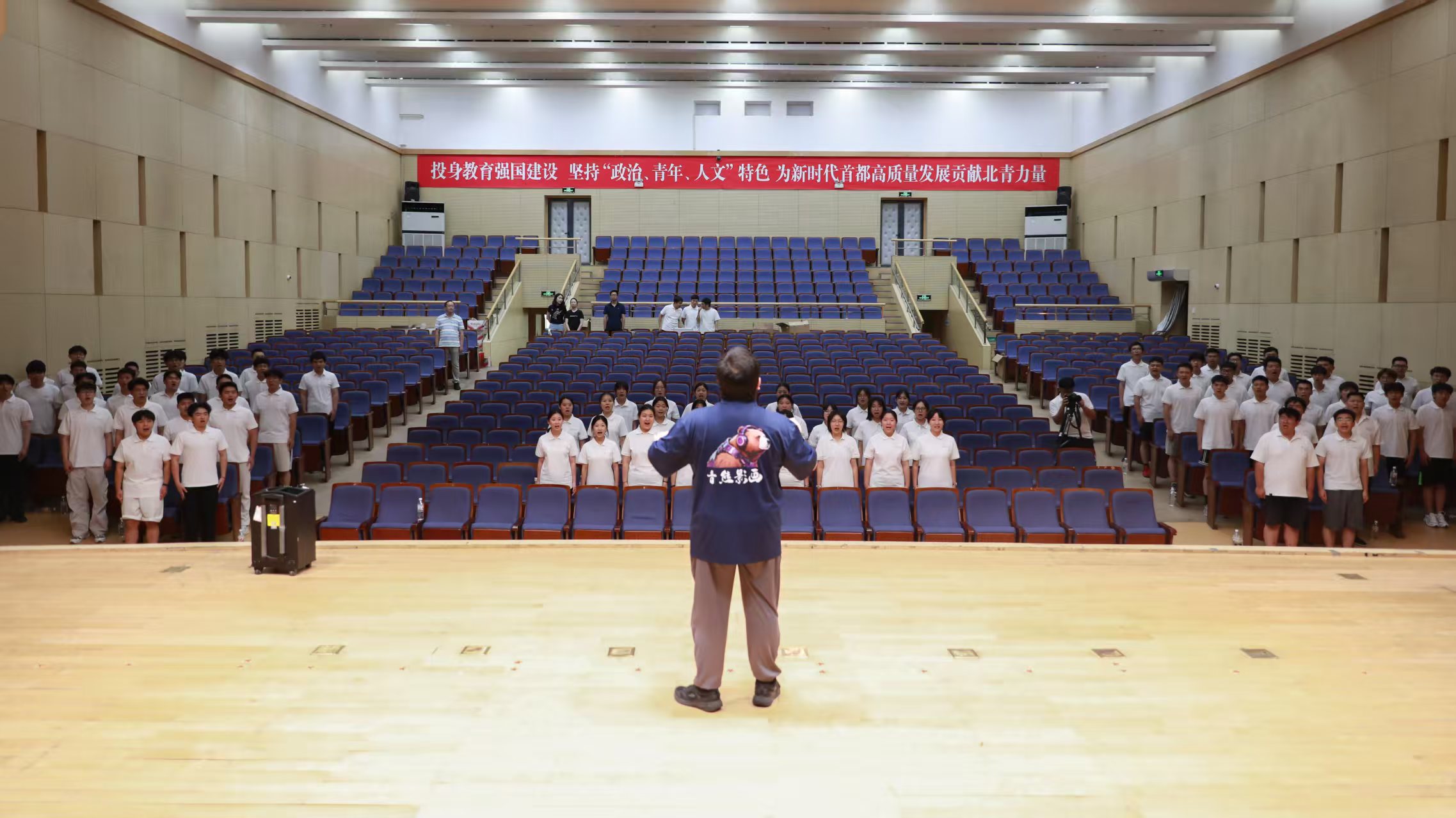 图片p11.jpg
