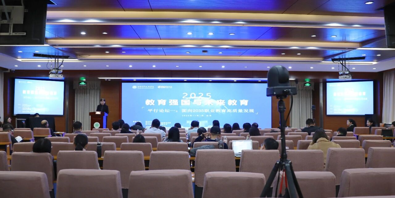 微信图片_2025-11-10_083135_424.jpg
